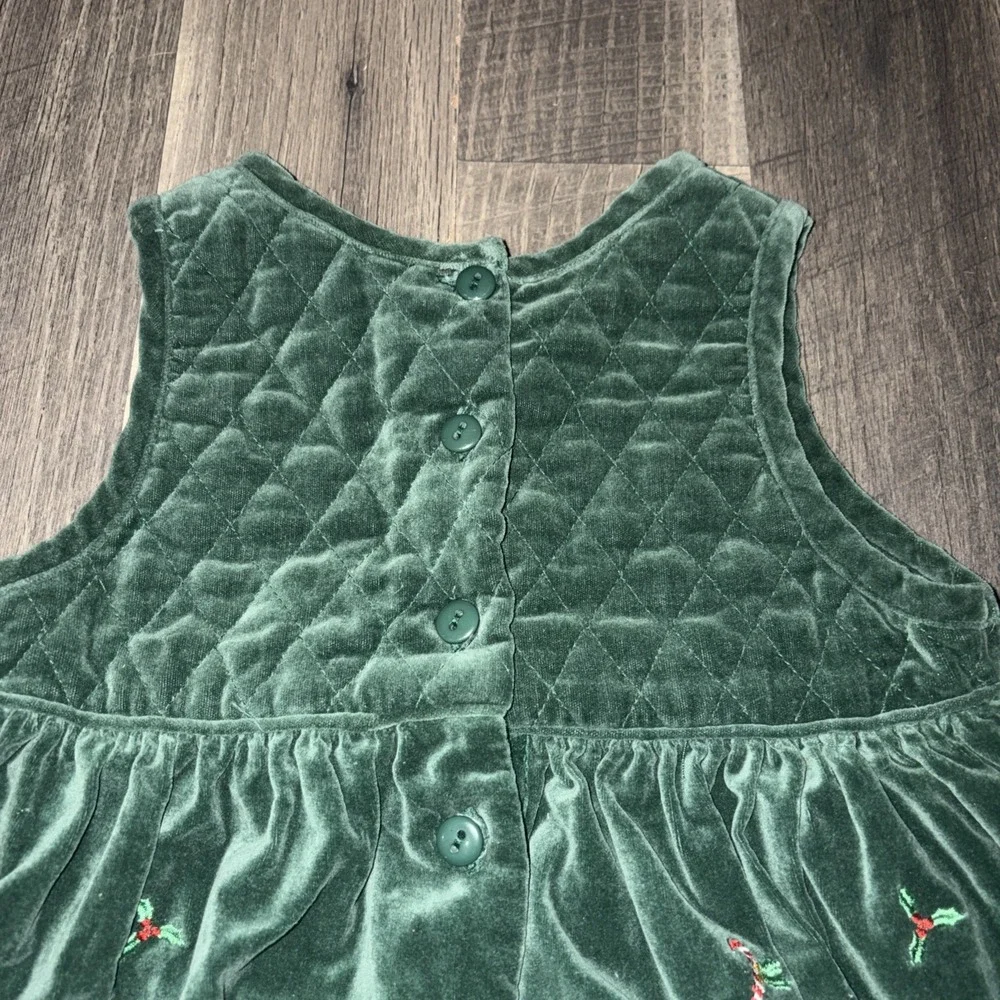 Vintage B.T Kids Velvet Green Dress W/ Christmas Embroidery Size 4T 100% Cotton